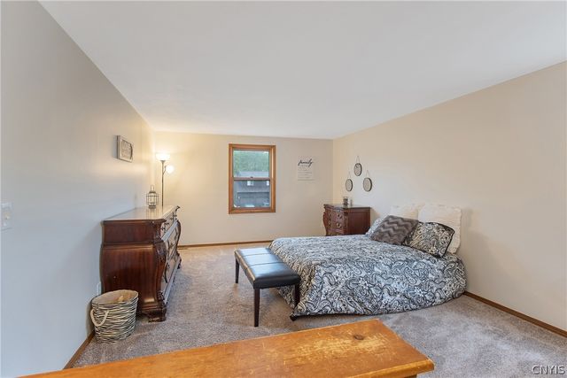 416 Mallard Drive, Camillus, NY 13031