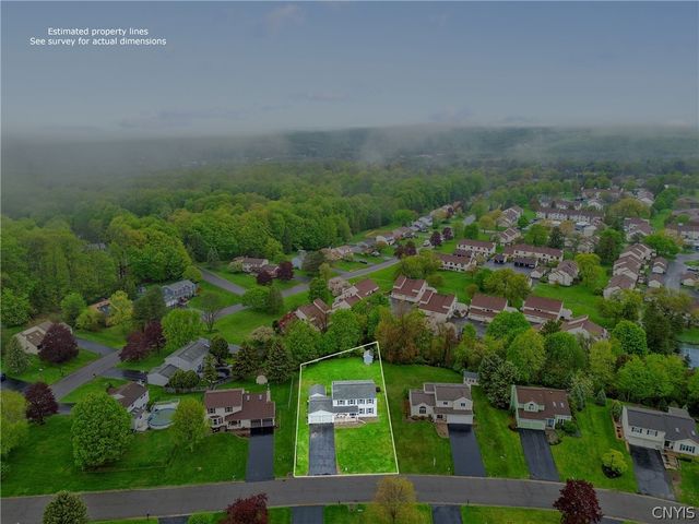 416 Mallard Drive, Camillus, NY 13031