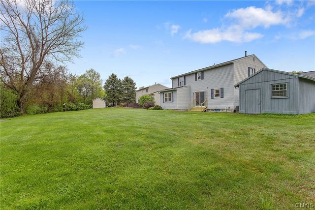 416 Mallard Drive, Camillus, NY 13031