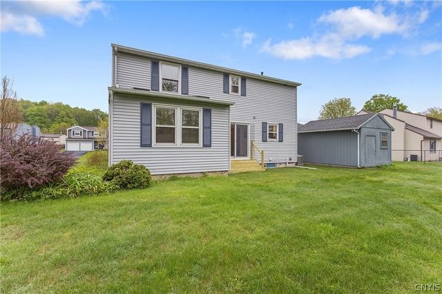 416 Mallard Drive, Camillus, NY 13031