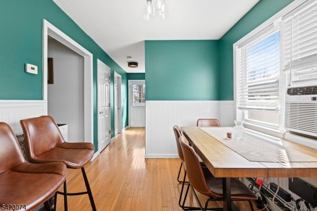 8 Navajo Ave, Parsippany-troy Hills Twp., NJ 07034