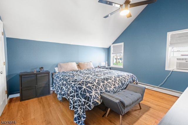 8 Navajo Ave, Parsippany-troy Hills Twp., NJ 07034