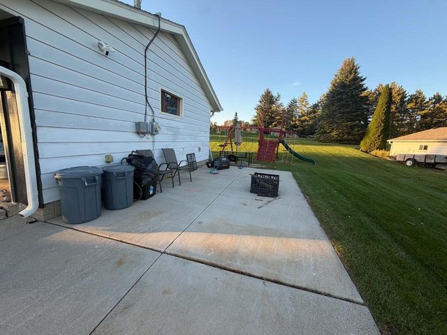 1760 Western AVENUE, Jackson, WI 53037