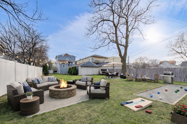 6730 W Dakin Street, Chicago, IL 60634