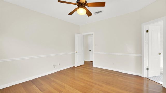 1613 Country Squire DR, Cedar Park, TX 78613