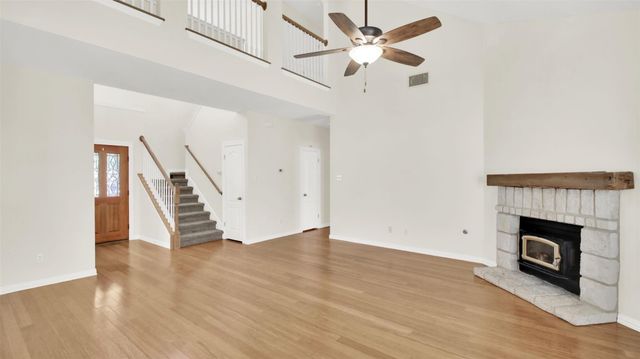 1613 Country Squire DR, Cedar Park, TX 78613