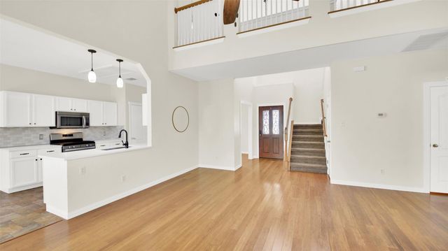 1613 Country Squire DR, Cedar Park, TX 78613