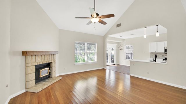 1613 Country Squire DR, Cedar Park, TX 78613