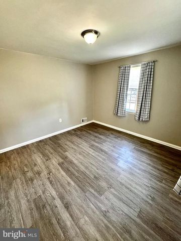 807 CRESCENT AVE, Runnemede, NJ 08078