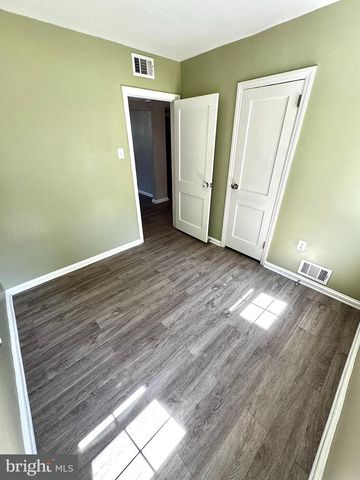 807 CRESCENT AVE, Runnemede, NJ 08078