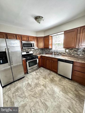 807 CRESCENT AVE, Runnemede, NJ 08078