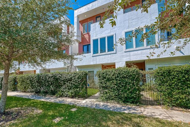 2748 Clay Street, Houston, TX 77003