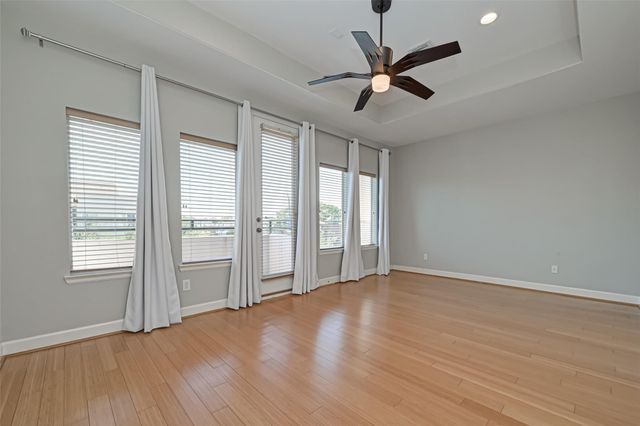 2748 Clay Street, Houston, TX 77003