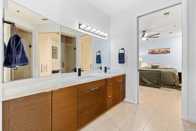 17902 La Cantera Pkwy Unit 208, San Antonio, TX 78257