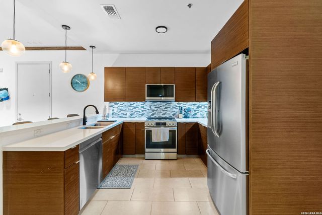 17902 La Cantera Pkwy Unit 208, San Antonio, TX 78257