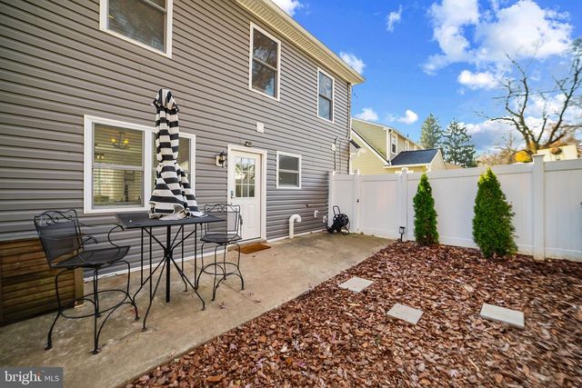 66 NORTHWOOD RD, Newtown Square, PA 19073