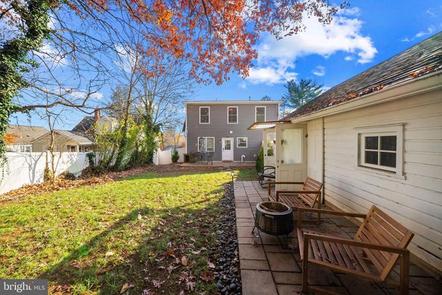 66 NORTHWOOD RD, Newtown Square, PA 19073
