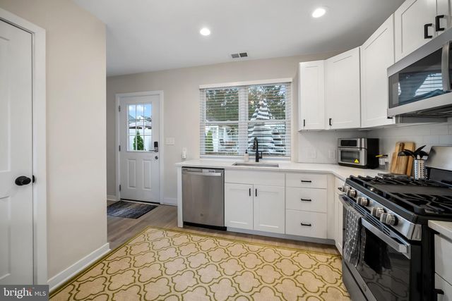 66 NORTHWOOD RD, Newtown Square, PA 19073
