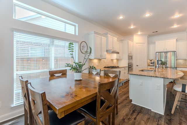 30 Fury Ranch Place, The Woodlands, TX 77389