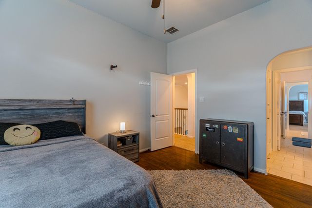 30 Fury Ranch Place, The Woodlands, TX 77389