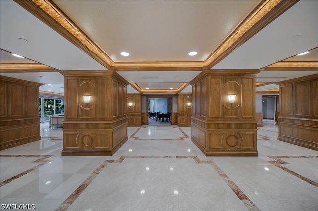 4021 Gulf Shore BLVD N 804, Naples, FL 34103