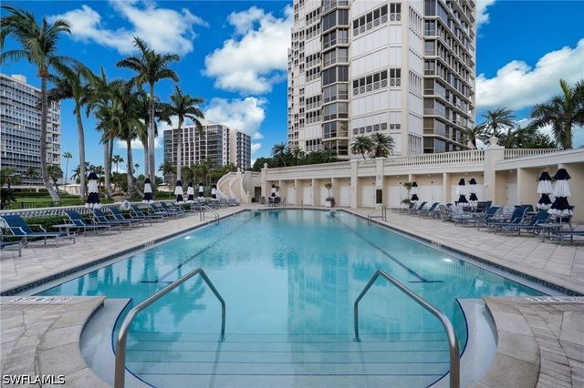 4021 Gulf Shore BLVD N 804, Naples, FL 34103