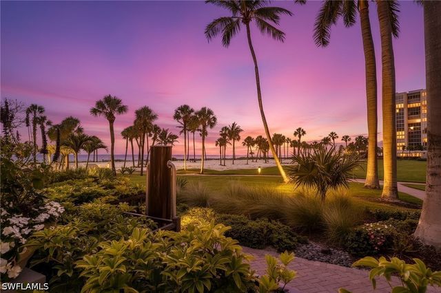 4021 Gulf Shore BLVD N 804, Naples, FL 34103