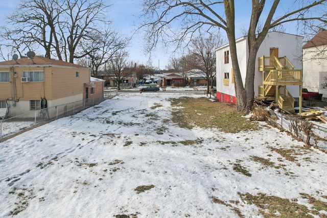 4729 S Shields Avenue, Chicago, IL 60609