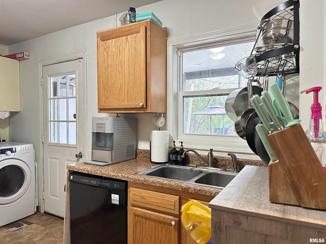 804 LINCOLN Road, Marquette Heights, IL 61554