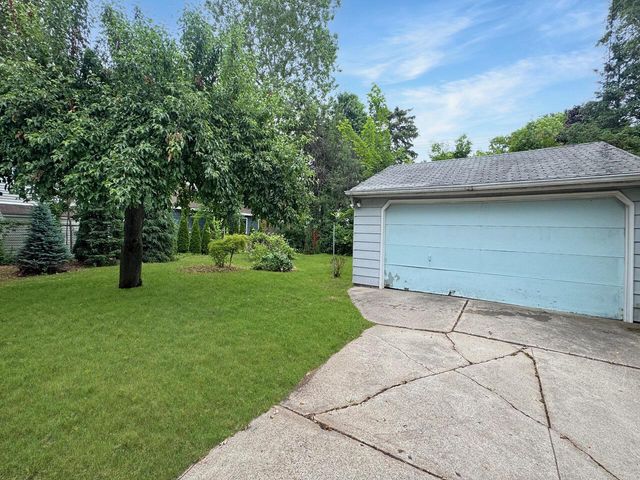 4958 S 20th STREET, Milwaukee, WI 53221