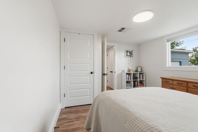 5717 Alegria Road NW, Albuquerque, NM 87114
