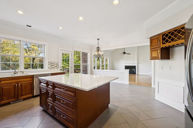 1527 Boreal Ct, Brentwood, TN 37027