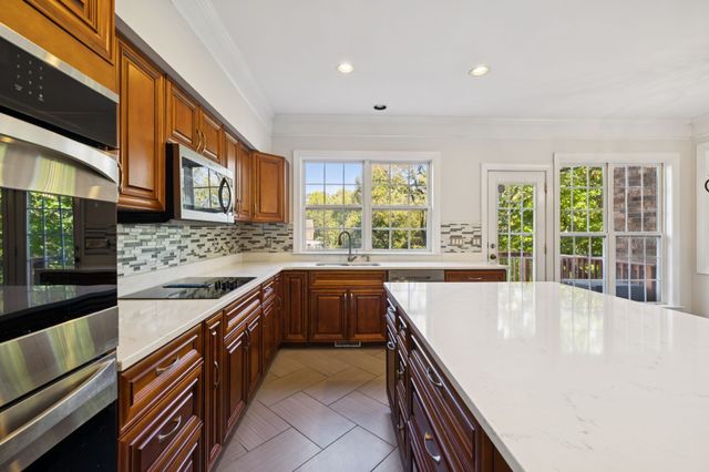 1527 Boreal Ct, Brentwood, TN 37027