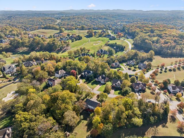 1527 Boreal Ct, Brentwood, TN 37027