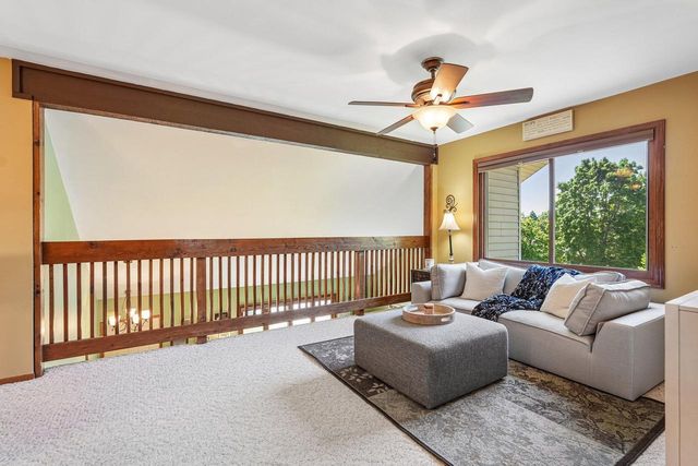 2814 Buckingham COURT, Waukesha, WI 53188