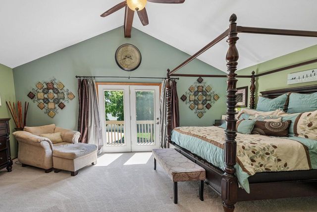 2814 Buckingham COURT, Waukesha, WI 53188