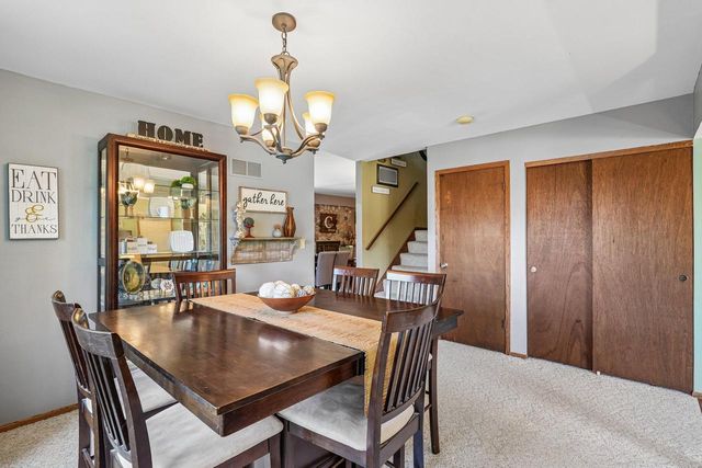2814 Buckingham COURT, Waukesha, WI 53188