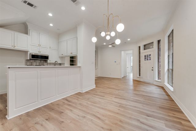 537 Lochngreen Trail, Arlington, TX 76012