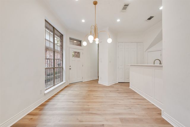 537 Lochngreen Trail, Arlington, TX 76012