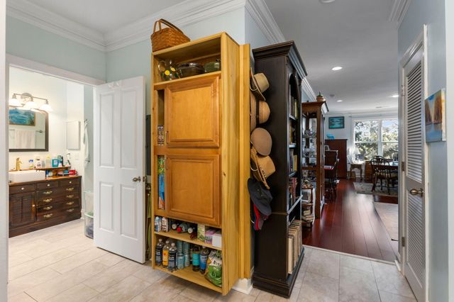 2244 Ashley Crossing Drive 533, Charleston, SC 29414