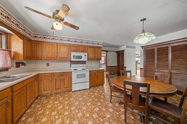 356 E Ann Street, Somonauk, IL 60552