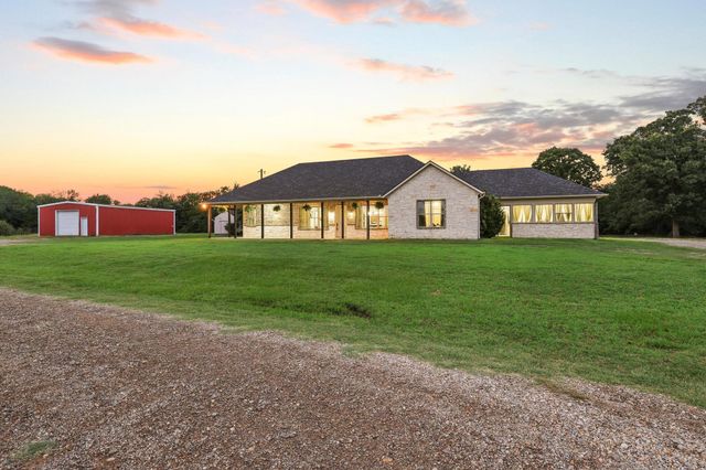 7106 County Road 4729, Commerce, TX 75428
