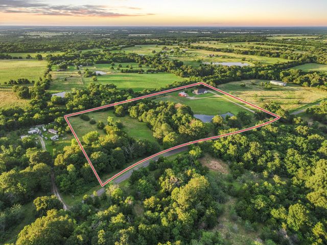 7106 County Road 4729, Commerce, TX 75428
