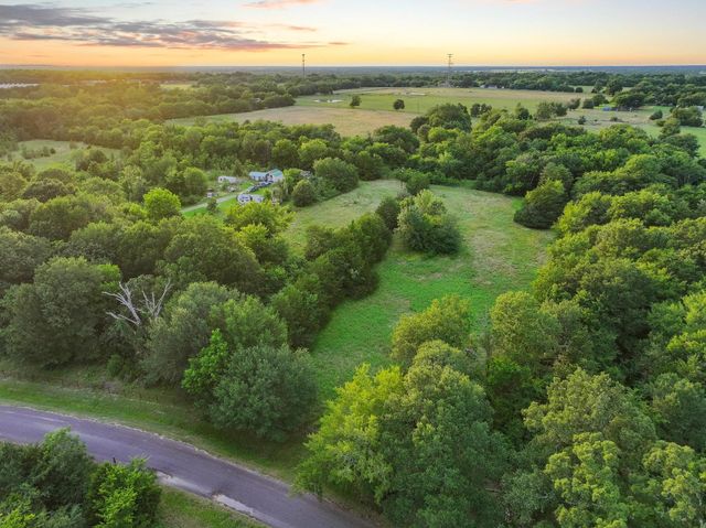 7106 County Road 4729, Commerce, TX 75428