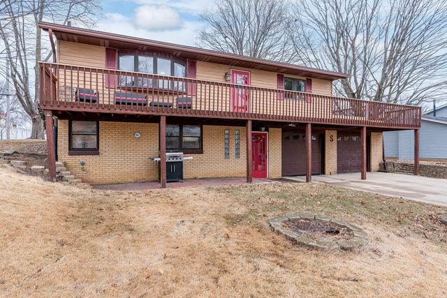 514 E 22nd Avenue, Coal Valley, IL 61240