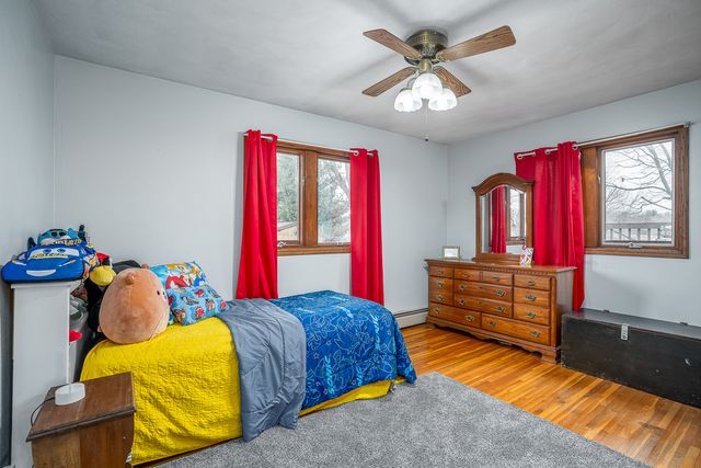 514 E 22nd Avenue, Coal Valley, IL 61240