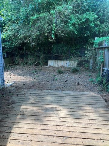 3583 Kennesaw Station Drive NW, Kennesaw, GA 30144