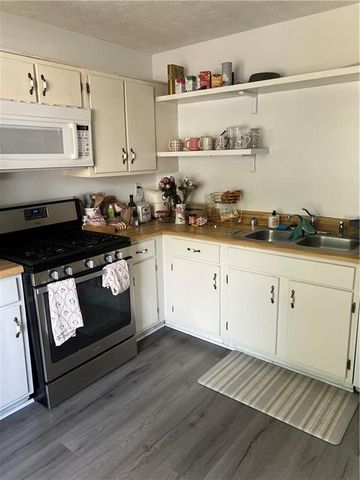 3583 Kennesaw Station Drive NW, Kennesaw, GA 30144