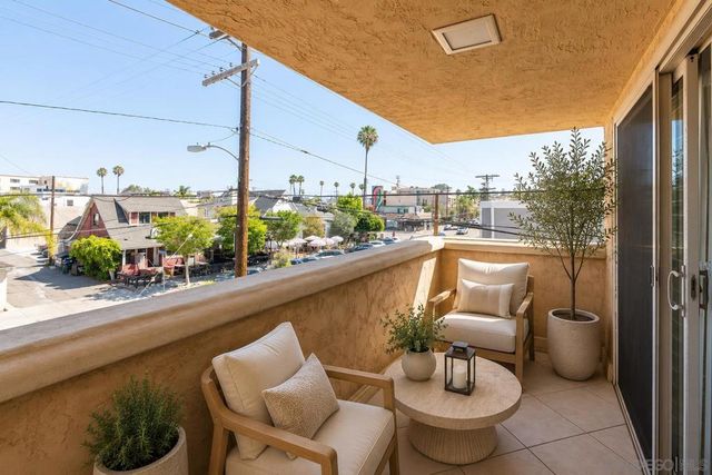 7635 Eads Ave 304, La Jolla, CA 92037