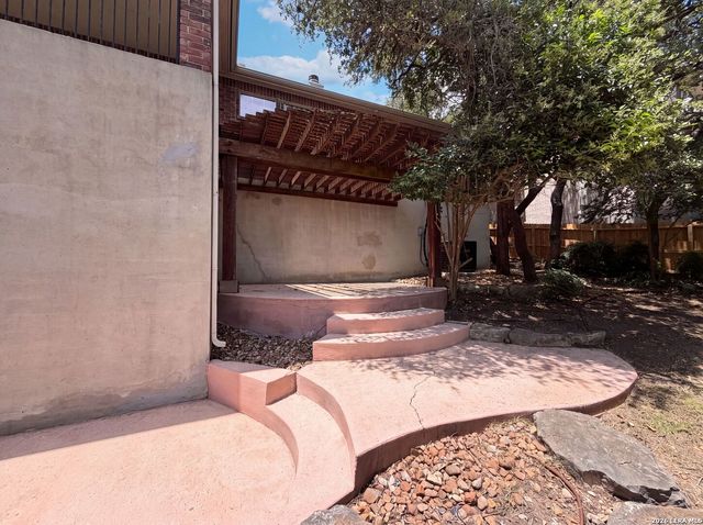 622 MESA LN, San Antonio, TX 78258